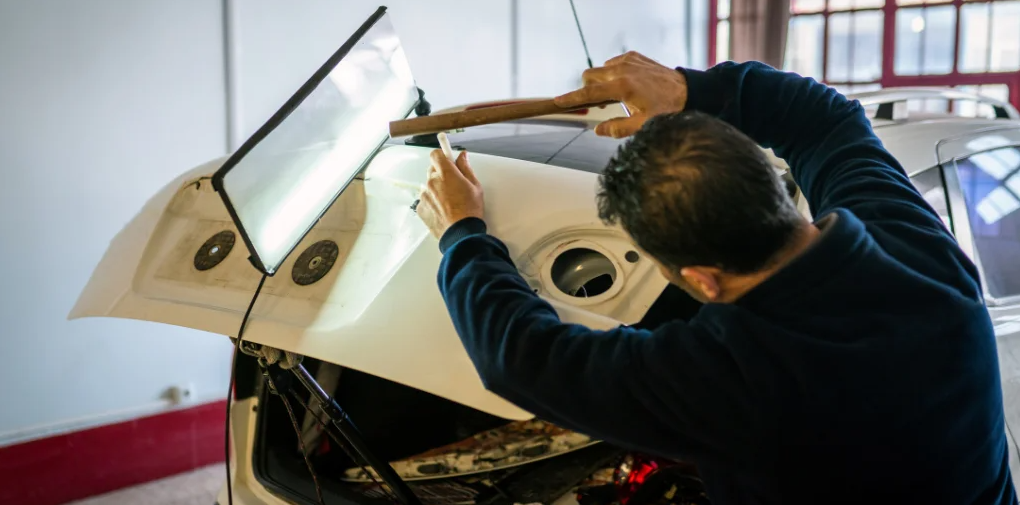 Kaporta Onarımı (Gövde Onarımı)